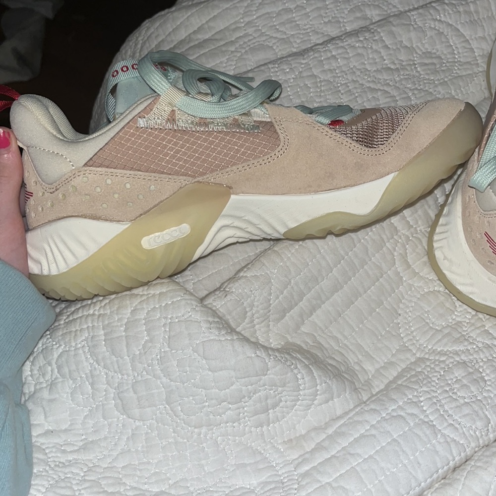 jordan delta sp vachetta tan. size 6 in youth but 7.5 in women’s. i have the box - Picture 5 of 6